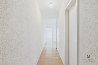 3.5 Zimmer Wohnung mit Lift, optionaler Garage und Seenähe